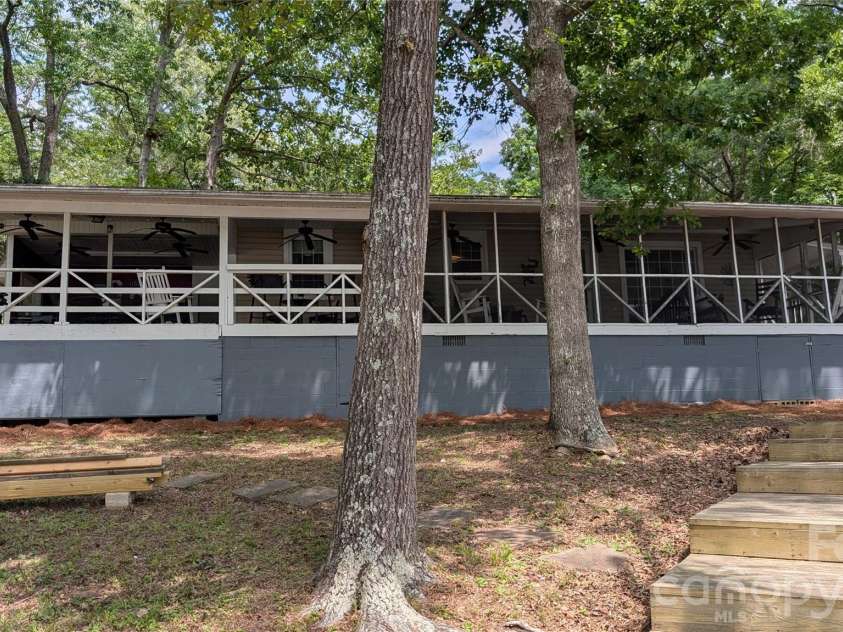 300 Valley 1 Drive, Winnsboro, SC 29180.  MLS# CAR4393095, YatesRealty ID 29821. 