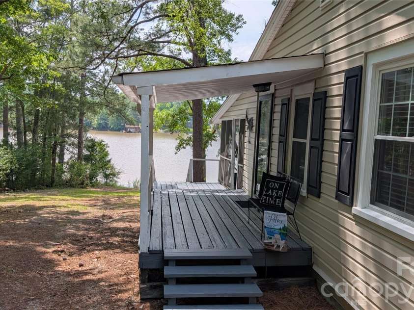 300 Valley 1 Drive, Winnsboro, SC 29180.  MLS# CAR4393095, YatesRealty ID 29821. 