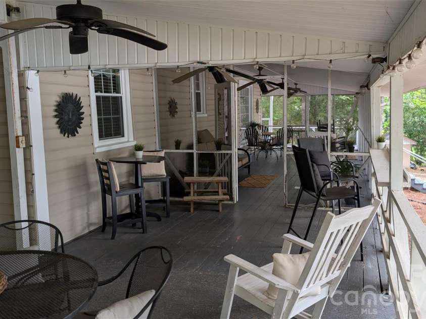 300 Valley 1 Drive, Winnsboro, SC 29180.  MLS# CAR4393095, YatesRealty ID 29821. 
