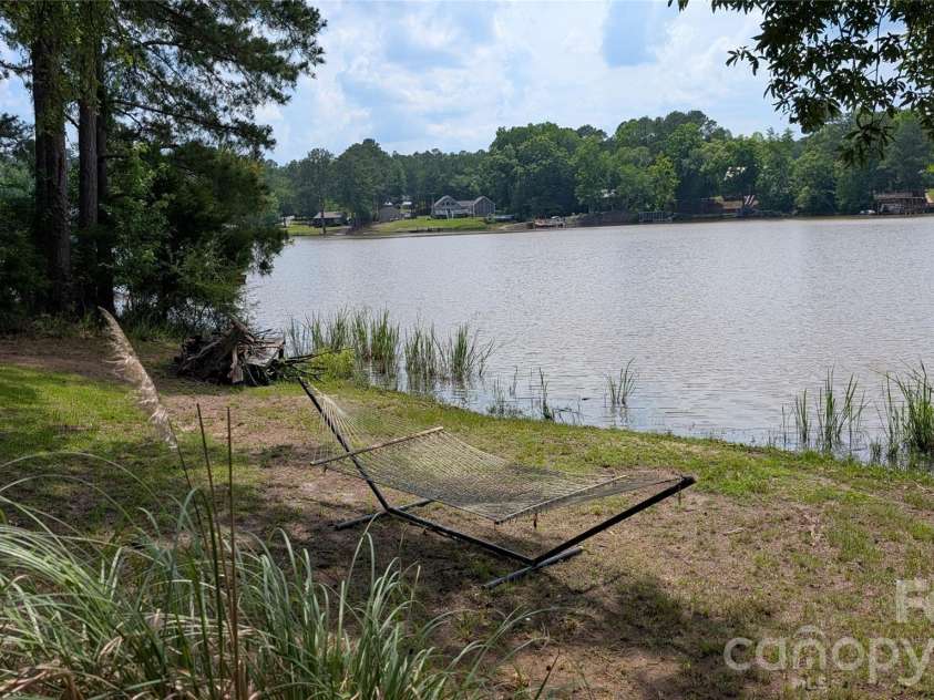 300 Valley 1 Drive, Winnsboro, SC 29180.  MLS# CAR4393095, YatesRealty ID 29821. 