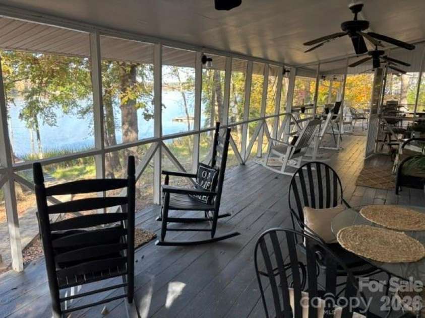300 Valley 1 Drive, Winnsboro, SC 29180.  MLS# CAR4393095, YatesRealty ID 29821. 