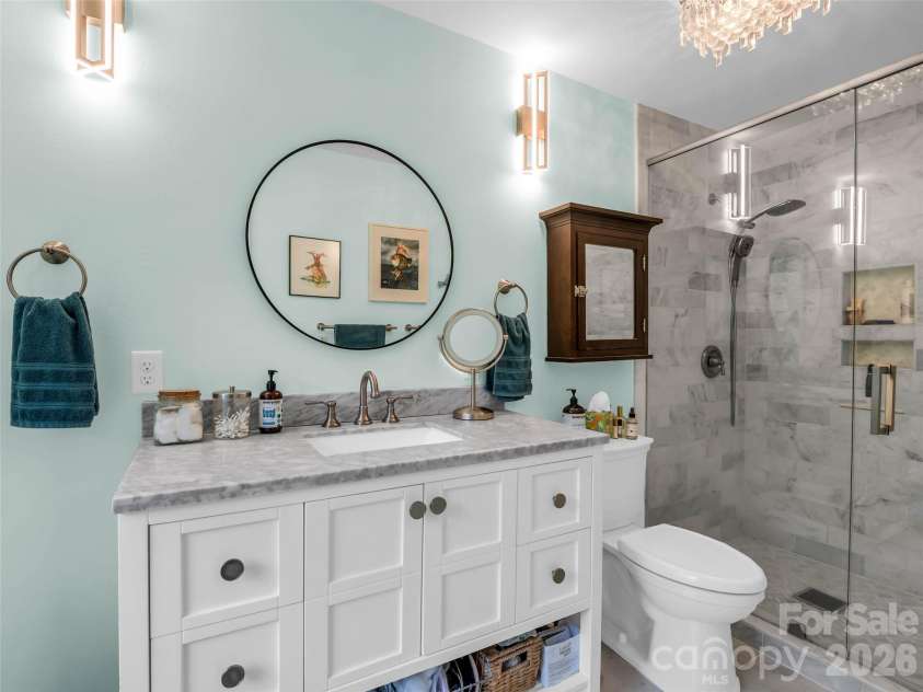 2 Bevlyn Drive, Asheville, NC 28803.  MLS# CAR4393117, YatesRealty ID 29823. 