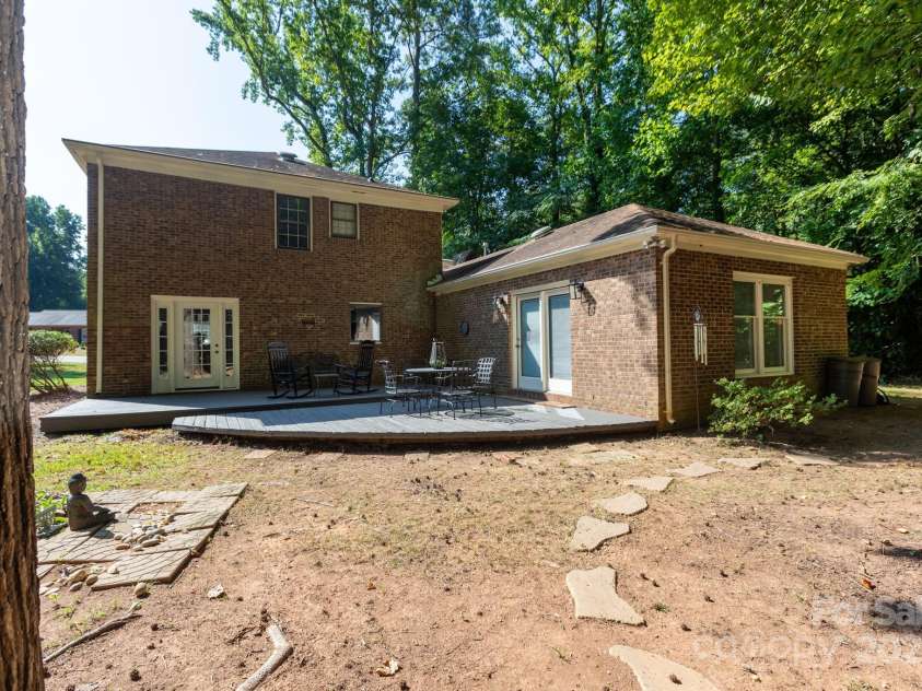 1336 Rock Point Road, Charlotte, NC 28270.  MLS# CAR4286837, YatesRealty ID 29826. 