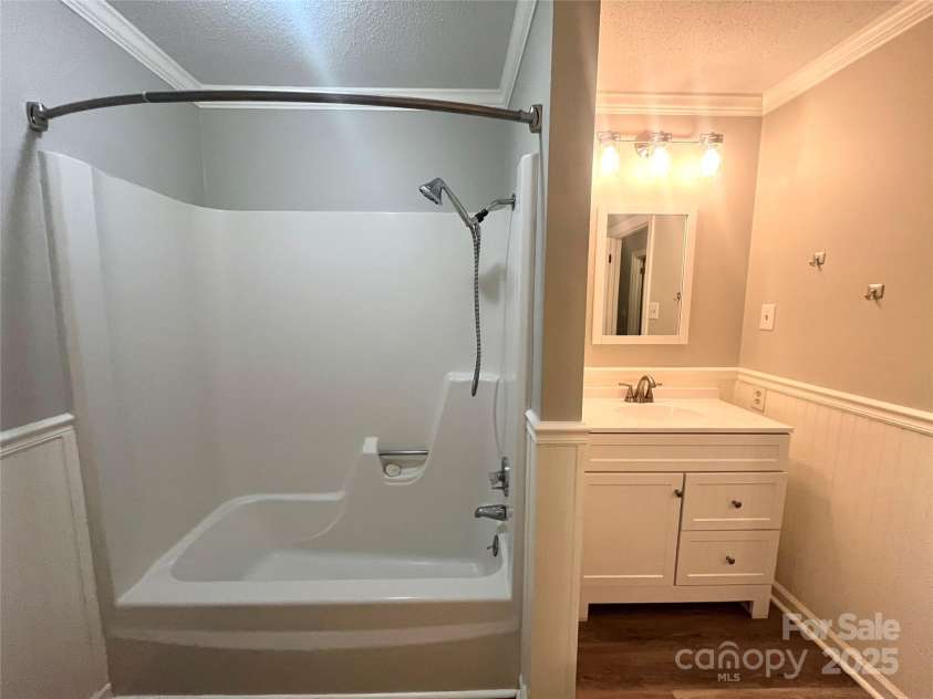 278 Forest Park Drive, Denton, NC 27239.  MLS# CAR4286338, YatesRealty ID 29827. 