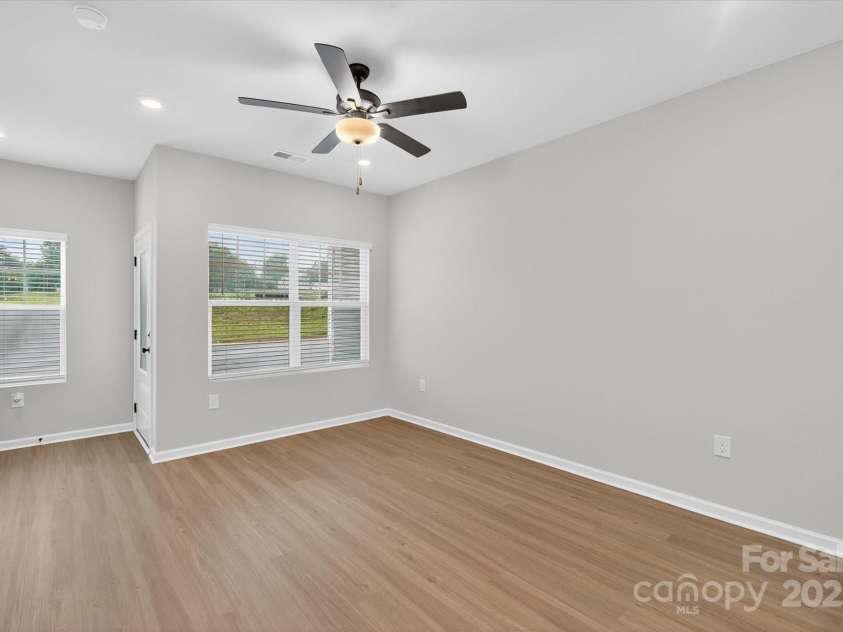 1326 Principal Featherstone Avenue, Gastonia, NC 28052.  MLS# CAR4287943, YatesRealty ID 29829. 