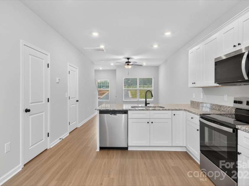 1326 Principal Featherstone Avenue, Gastonia, NC 28052.  MLS# CAR4287943, YatesRealty ID 29829. 