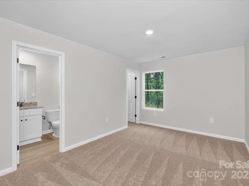 1326 Principal Featherstone Avenue, Gastonia, NC 28052.  MLS# CAR4287943, YatesRealty ID 29829. 