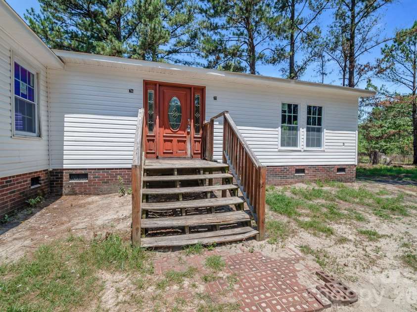 696 A Oak Ridge Church Road, Kershaw, SC 29067.  MLS# CAR4391218, YatesRealty ID 29829. 