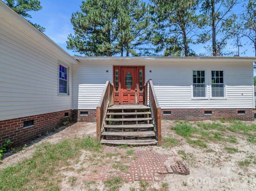 696 A Oak Ridge Church Road, Kershaw, SC 29067.  MLS# CAR4391218, YatesRealty ID 29829. 