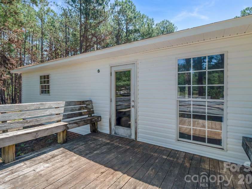 696 A Oak Ridge Church Road, Kershaw, SC 29067.  MLS# CAR4391218, YatesRealty ID 29829. 