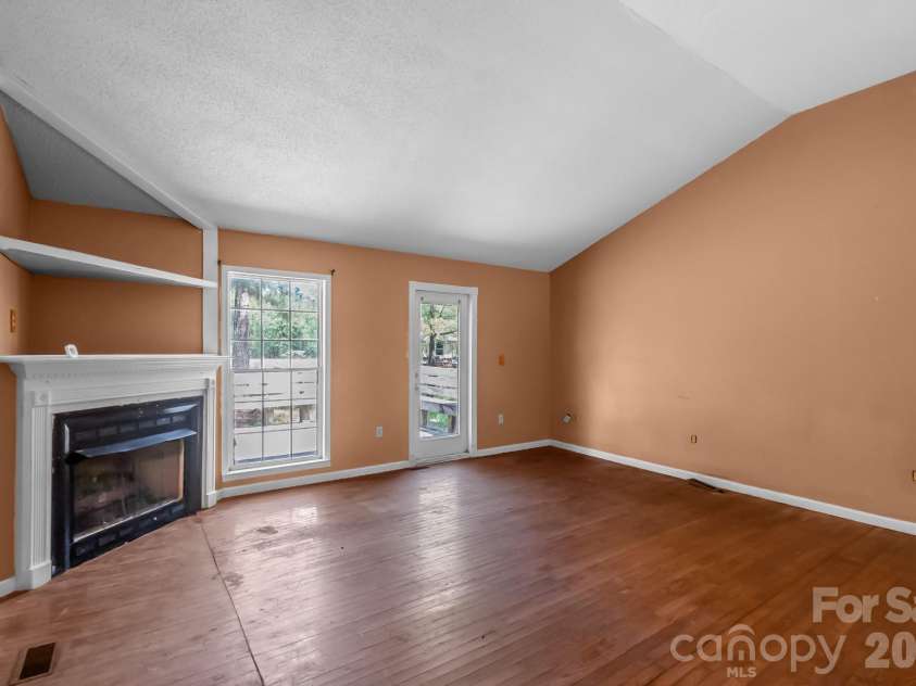 696 A Oak Ridge Church Road, Kershaw, SC 29067.  MLS# CAR4391218, YatesRealty ID 29829. 