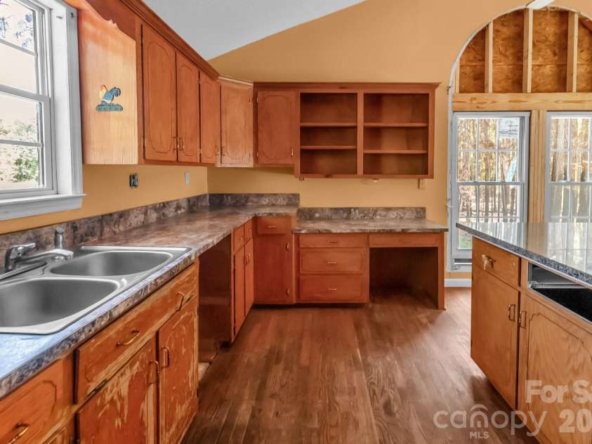 696 A Oak Ridge Church Road, Kershaw, SC 29067.  MLS# CAR4391218, YatesRealty ID 29829. 