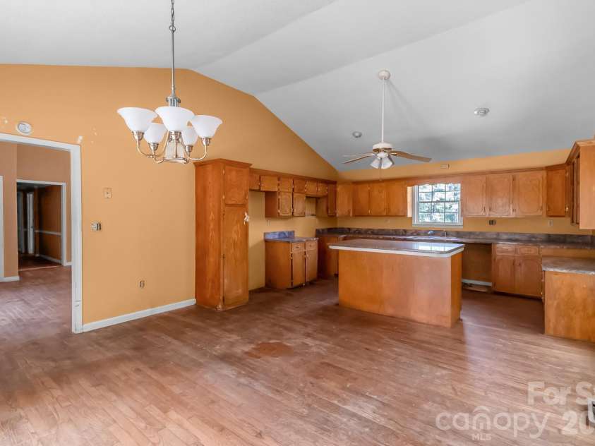 696 A Oak Ridge Church Road, Kershaw, SC 29067.  MLS# CAR4391218, YatesRealty ID 29829. 