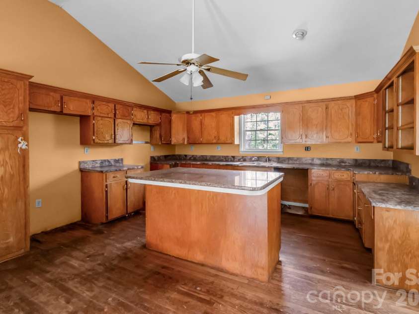 696 A Oak Ridge Church Road, Kershaw, SC 29067.  MLS# CAR4391218, YatesRealty ID 29829. 