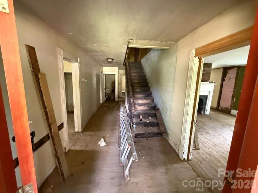 166 Old Helton School Road, Lansing, NC 28643.  MLS# CAR4333669, YatesRealty ID 2983. 