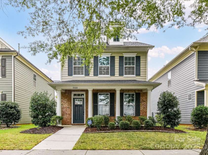 2522 Double Oaks Road, Charlotte, NC 28206.  MLS# CAR4286434, YatesRealty ID 29830. 