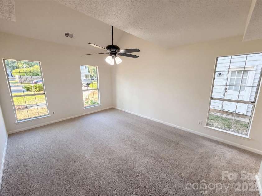 4720 Topsail Court, Charlotte, NC 28212.  MLS# CAR4383742, YatesRealty ID 29830. 