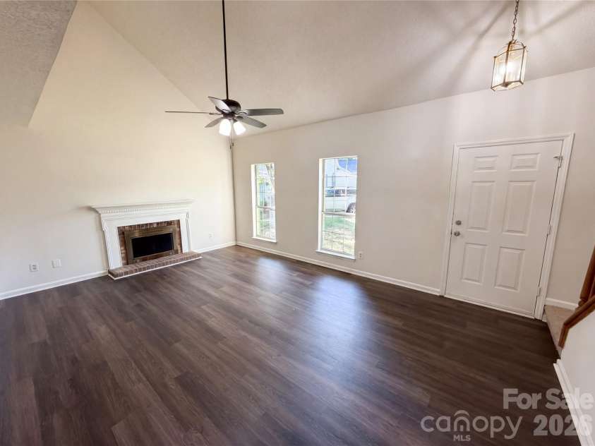 4720 Topsail Court, Charlotte, NC 28212.  MLS# CAR4383742, YatesRealty ID 29830. 