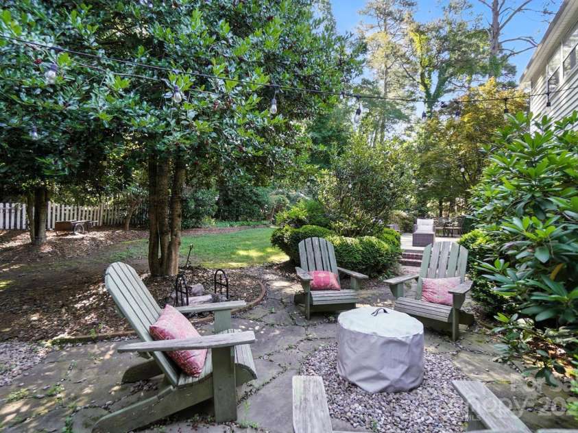 307 Dogwood Drive, Mount Holly, NC 28120.  MLS# CAR4273182, YatesRealty ID 29831. 