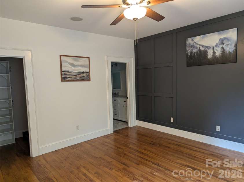 47 Cheshire Drive, Black Mountain, NC 28711.  MLS# CAR4385711, YatesRealty ID 29831. 