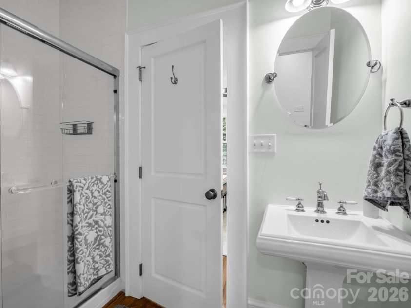 47 Cheshire Drive, Black Mountain, NC 28711.  MLS# CAR4385711, YatesRealty ID 29831. 