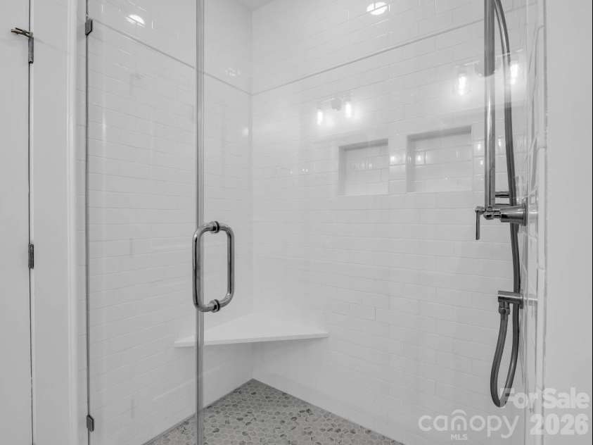 47 Cheshire Drive, Black Mountain, NC 28711.  MLS# CAR4385711, YatesRealty ID 29831. 