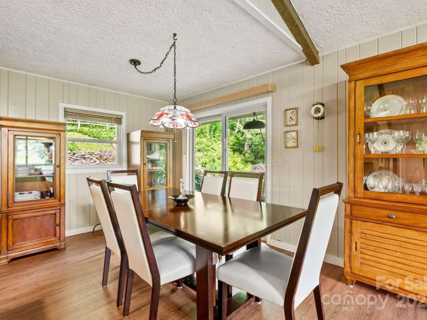 386 Country Club Drive, Canton, NC 28716.  MLS# CAR4272951, YatesRealty ID 29833. Dining Area