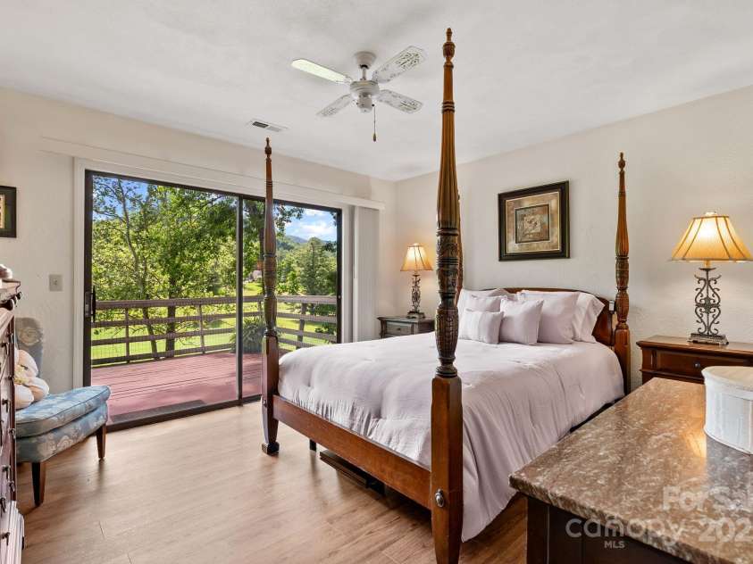 386 Country Club Drive, Canton, NC 28716.  MLS# CAR4272951, YatesRealty ID 29833. Primary Bedroom