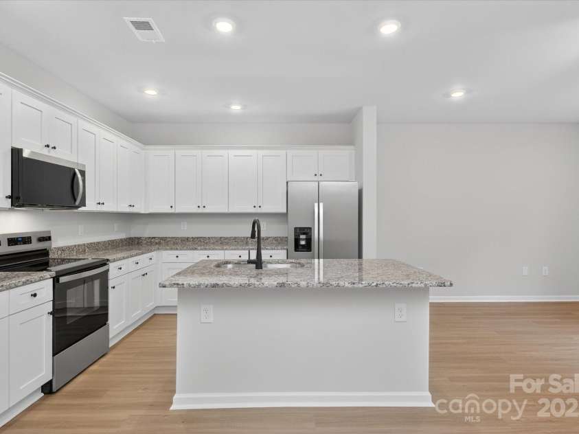 1330 Principal Featherstone Avenue, Gastonia, NC 28052.  MLS# CAR4287978, YatesRealty ID 29834. 