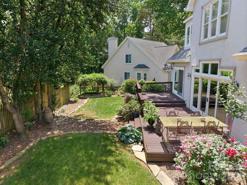 19608 Galleon View, Cornelius, NC 28031.  MLS# CAR4388551, YatesRealty ID 29835. 