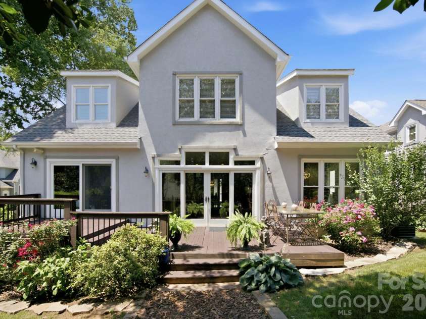 19608 Galleon View, Cornelius, NC 28031.  MLS# CAR4388551, YatesRealty ID 29835. 