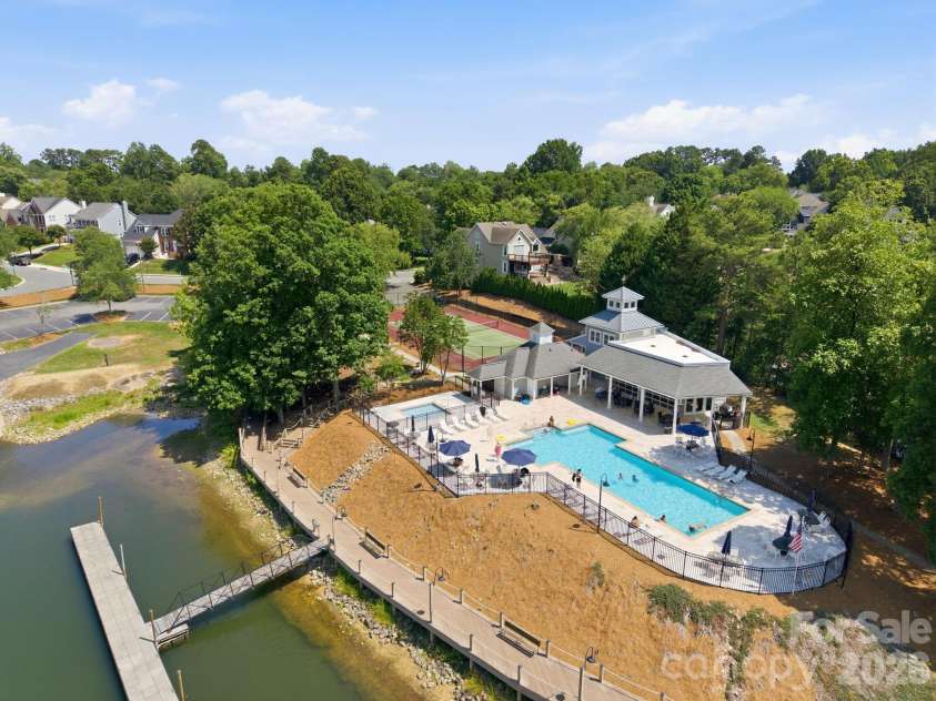 19608 Galleon View, Cornelius, NC 28031.  MLS# CAR4388551, YatesRealty ID 29835. 