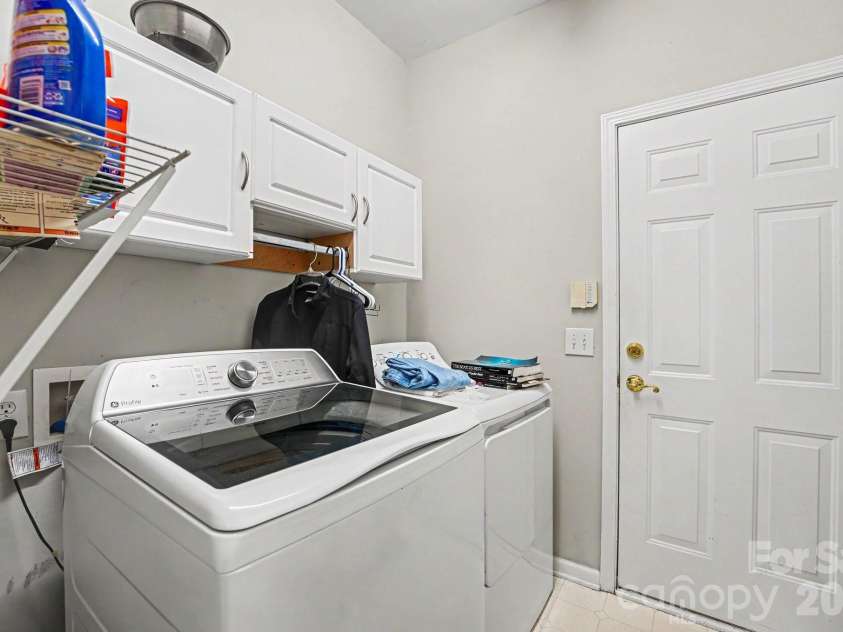 110 Sandreed Drive, Mooresville, NC 28117.  MLS# CAR4393168, YatesRealty ID 29836. 