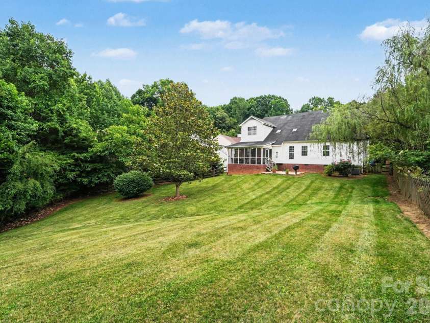 110 Sandreed Drive, Mooresville, NC 28117.  MLS# CAR4393168, YatesRealty ID 29836. 