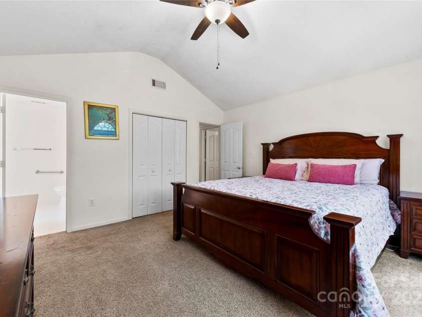 15263 Eric Kyle Drive, Huntersville, NC 28078.  MLS# CAR4321489, YatesRealty ID 29836. Primary Bedroom