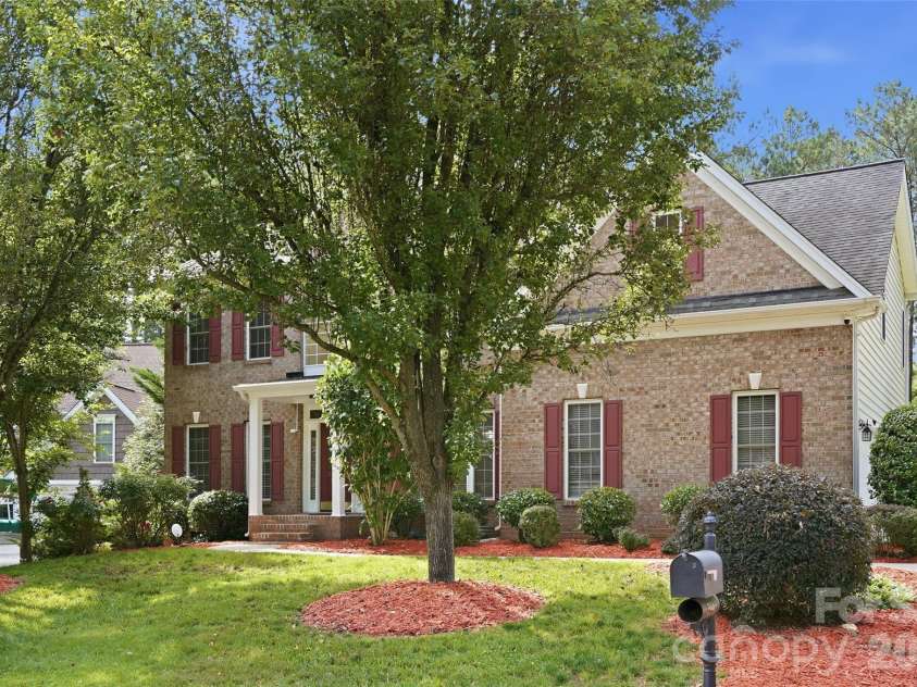 2940 Shady Reach Lane, Charlotte, NC 28214.  MLS# CAR4391013, YatesRealty ID 29837. 