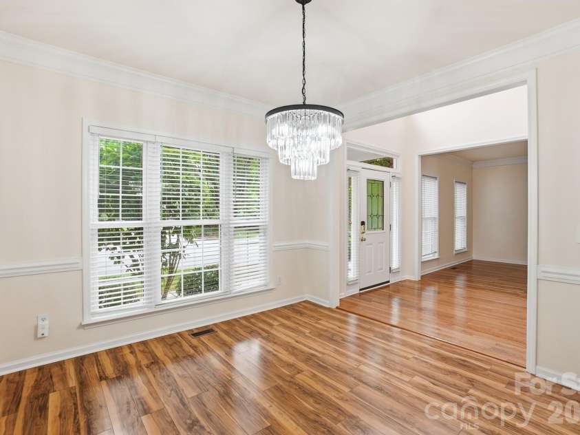 2940 Shady Reach Lane, Charlotte, NC 28214.  MLS# CAR4391013, YatesRealty ID 29837. 