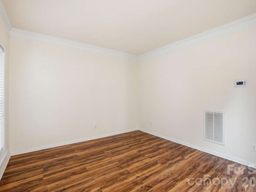 2940 Shady Reach Lane, Charlotte, NC 28214.  MLS# CAR4391013, YatesRealty ID 29837. 