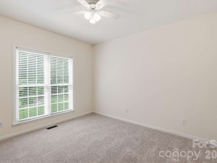 2940 Shady Reach Lane, Charlotte, NC 28214.  MLS# CAR4391013, YatesRealty ID 29837. 