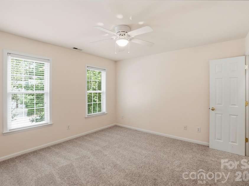 2940 Shady Reach Lane, Charlotte, NC 28214.  MLS# CAR4391013, YatesRealty ID 29837. 