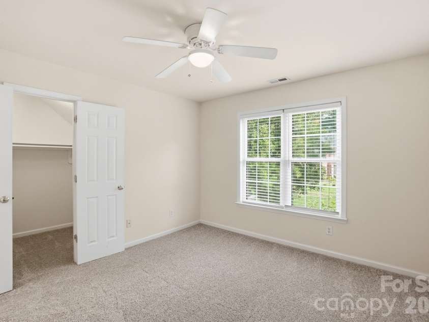 2940 Shady Reach Lane, Charlotte, NC 28214.  MLS# CAR4391013, YatesRealty ID 29837. 