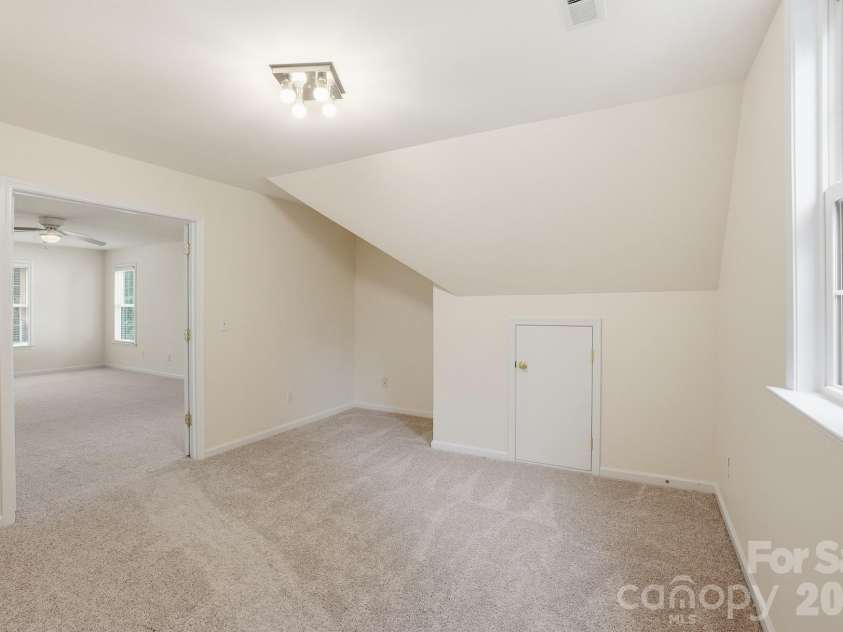 2940 Shady Reach Lane, Charlotte, NC 28214.  MLS# CAR4391013, YatesRealty ID 29837. 