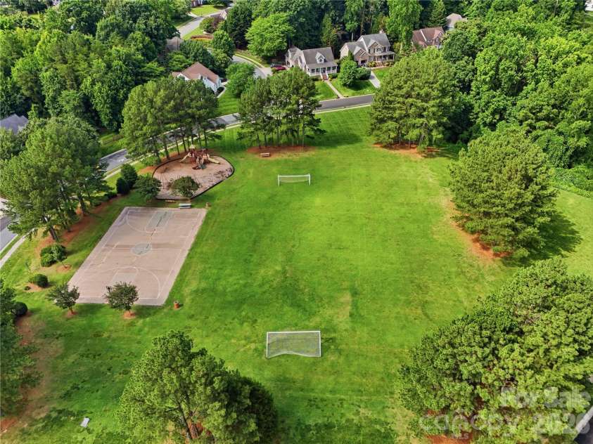 2940 Shady Reach Lane, Charlotte, NC 28214.  MLS# CAR4391013, YatesRealty ID 29837. 