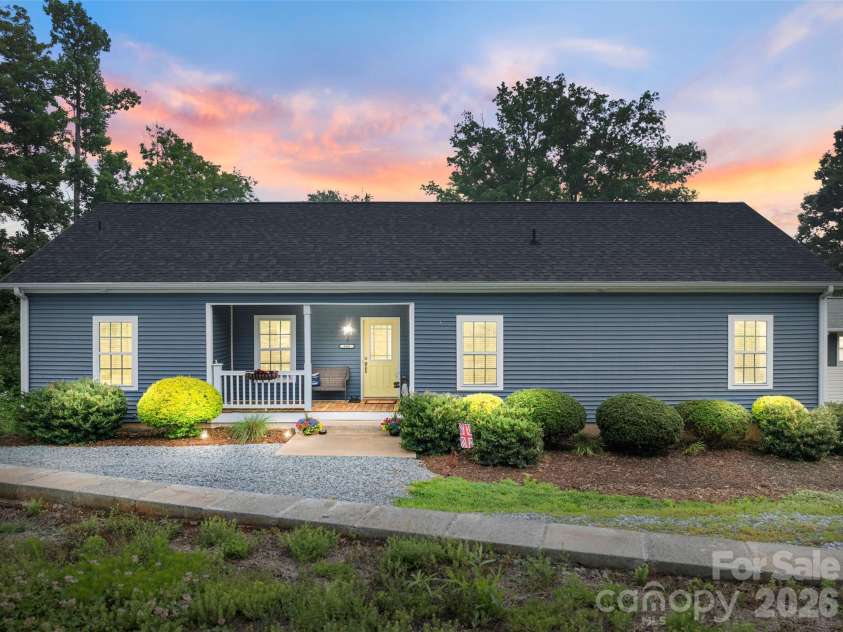 645 Riverside Drive, Lexington, NC 27292.  MLS# CAR4393067, YatesRealty ID 29838. 