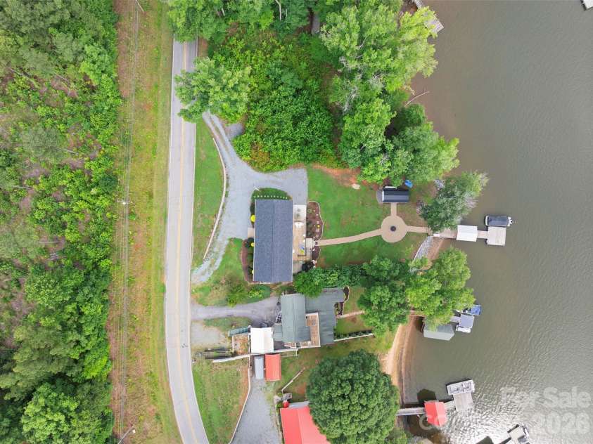 645 Riverside Drive, Lexington, NC 27292.  MLS# CAR4393067, YatesRealty ID 29838. 