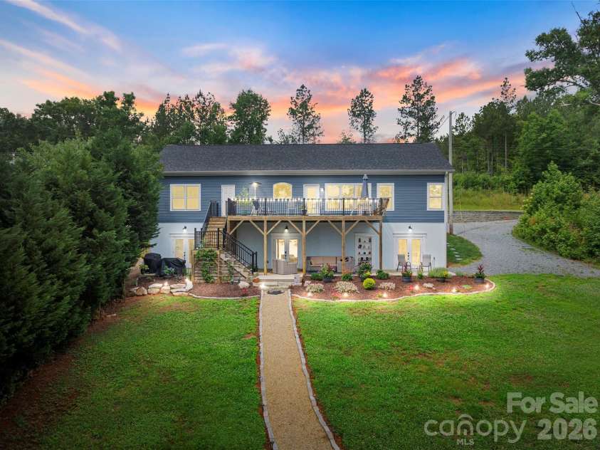 645 Riverside Drive, Lexington, NC 27292.  MLS# CAR4393067, YatesRealty ID 29838. 