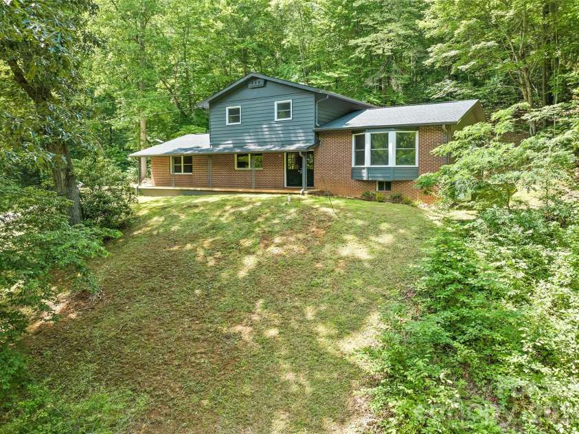 1296 Country Club Drive, Cullowhee, NC 28723.  MLS# CAR4393175, YatesRealty ID 29839. 