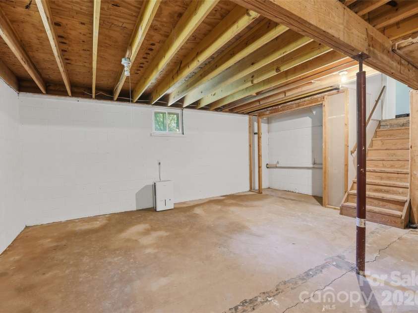 1296 Country Club Drive, Cullowhee, NC 28723.  MLS# CAR4393175, YatesRealty ID 29839. 
