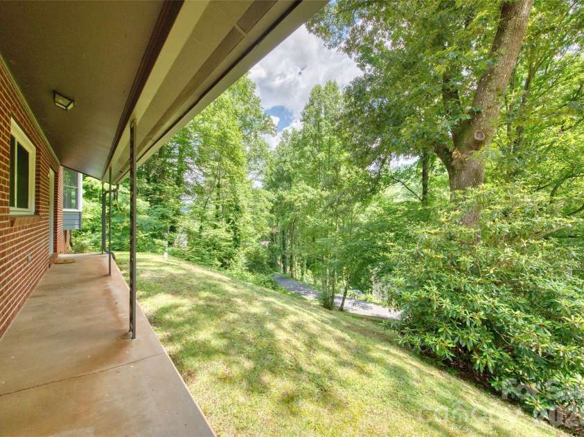 1296 Country Club Drive, Cullowhee, NC 28723.  MLS# CAR4393175, YatesRealty ID 29839. 