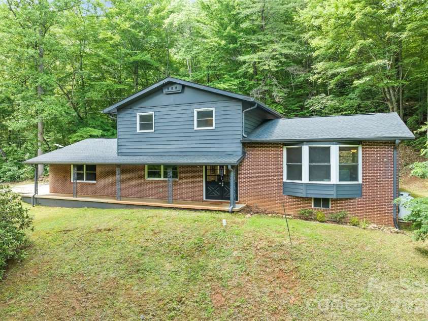 1296 Country Club Drive, Cullowhee, NC 28723.  MLS# CAR4393175, YatesRealty ID 29839. 